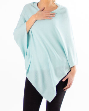 Turkis poncho av kasjmir / cashmere uten knapper