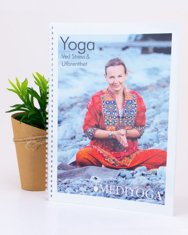 Elisabeth Engqvist - Yoga kompendium for stress og utbrenthet.